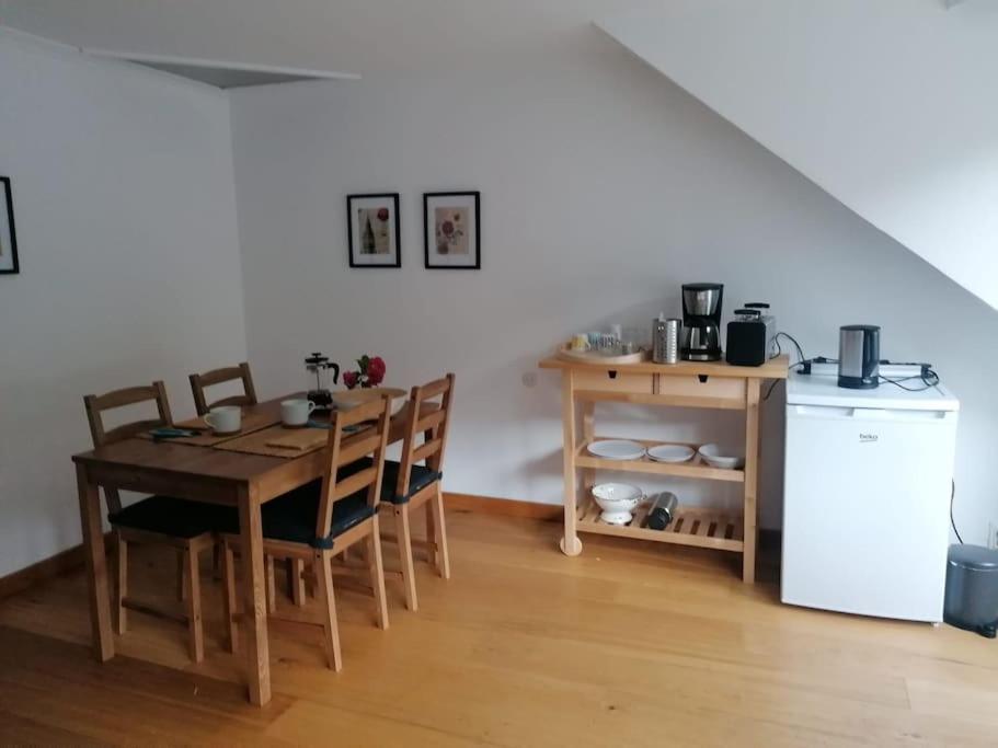 Schoene Wohnung Im Jugendstilhaus Im Weltkulturerbe باشاراش المظهر الخارجي الصورة